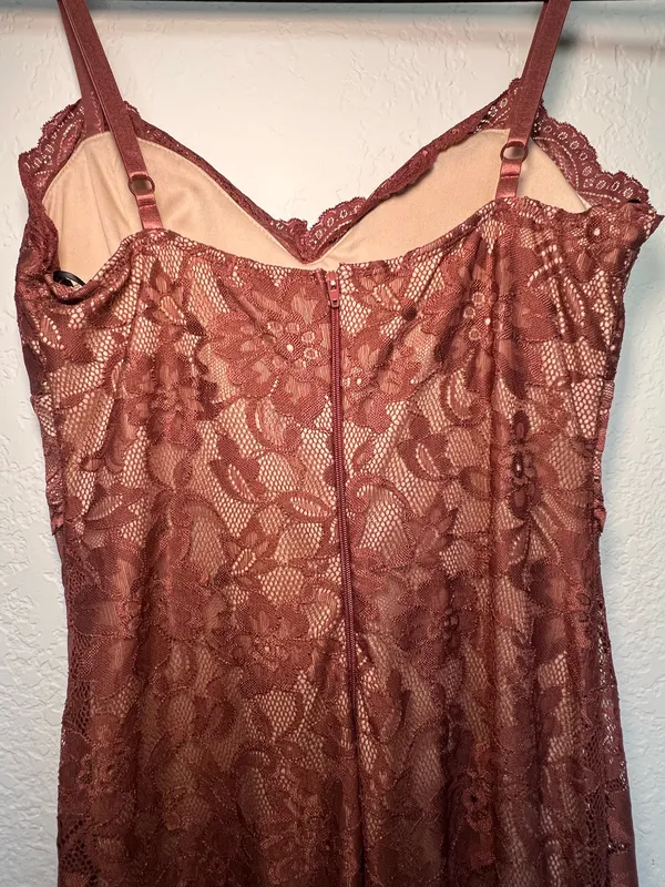 Windsor Lace Wedding Guest Dress - Image 6