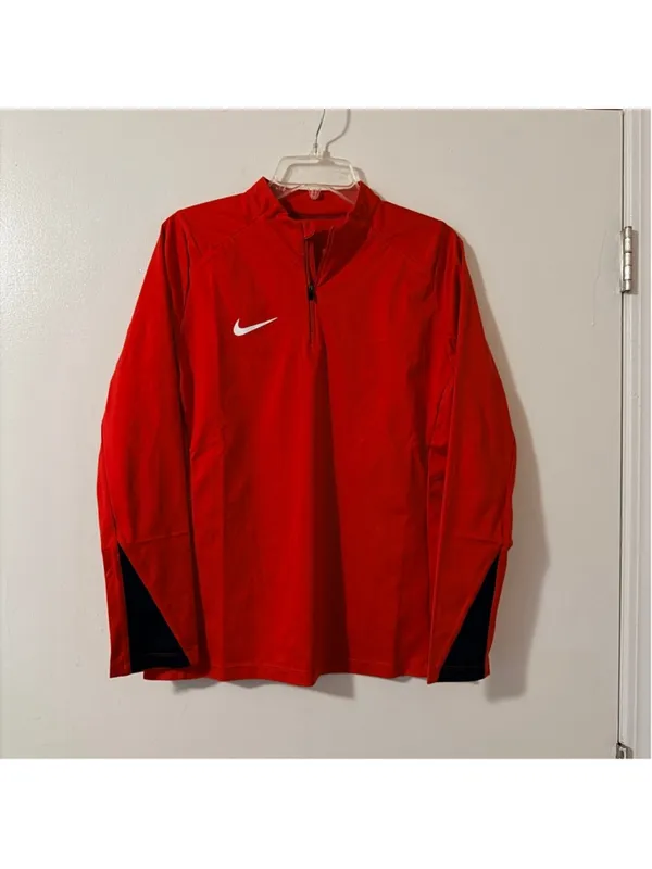 Nike EUC Women's Storm-Fit 1/4 Zip Top Red Small - $105 Retail h - Image 14