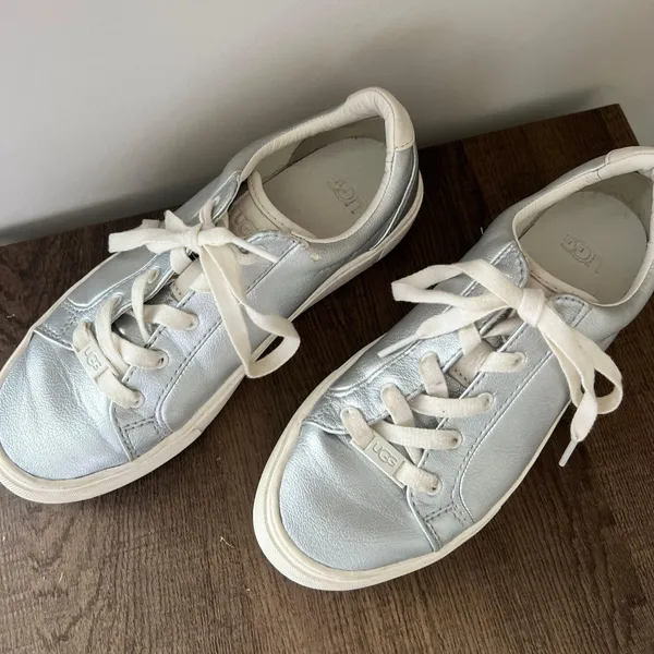 UGG Sneakers Silver - Image 2