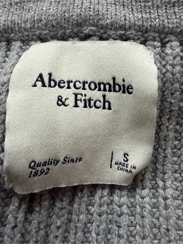 Abercrombie & Fitch Gray Navy Trim Cropped Ribbed V-Neck Sweater Vest Small - Image 7