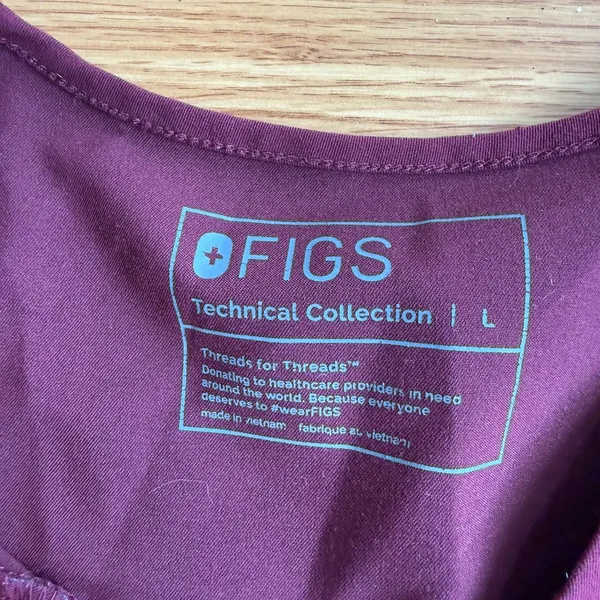 FIGS Catarina One-Pocket Scrub Top Size Large - Image 4