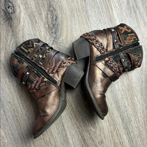 BKE/Buckle “Pluto” Bronze Ankle Boots with Patterned Fabric Size 8.5 - Image 7