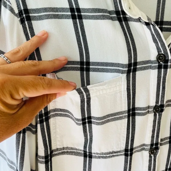 Old Navy Sz L Plaid White Black Shirt Midi Dress for Women V Neck Stretch Pocket - Image 5