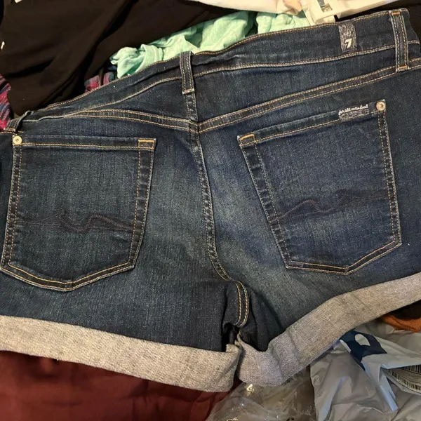 7 FAM Denim Women's Shorts - Image 2