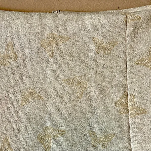 LE LIS | Cream Butterfly Print Faux Suede Mini Skirt Sz S - Image 3