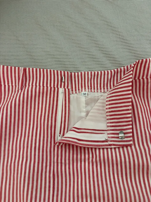 Skirt Red Size M - Image 3