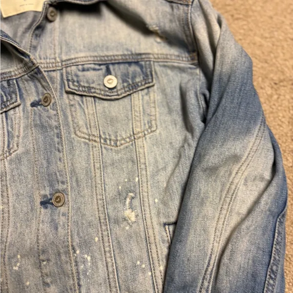 HOLLISTER Women's Distressed Tie Dye Destroyed Denim Jean Jacket Size Small - Image 4