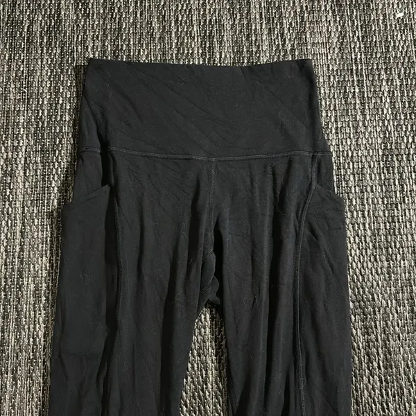 Lululemon Align Legging High Rise Crop with Pockets 23" Nulu Size 4 - Image 3