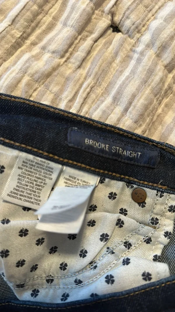 Lucky Brand Jeans - Image 5