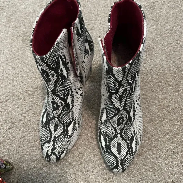Band of gypsies booties - Image 2