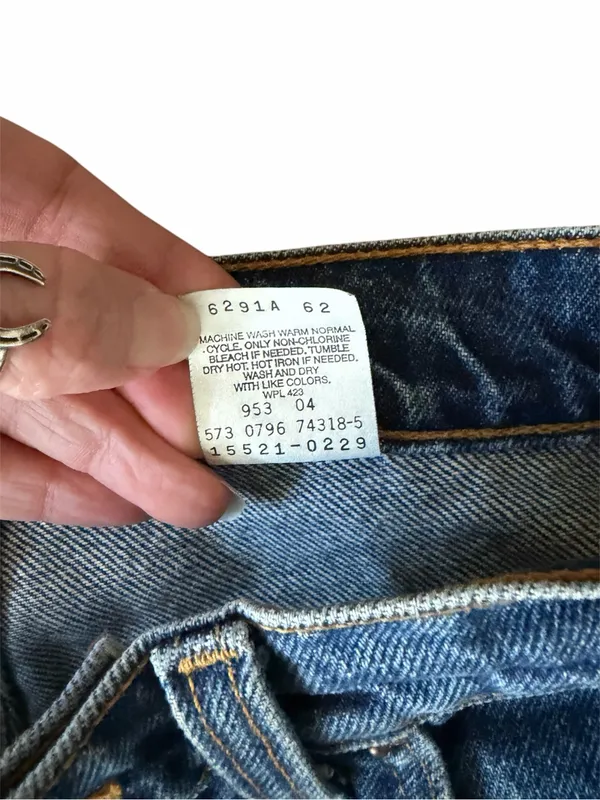 Vtg 90s Levi’s jeans blue denim high waist tapered leg - Image 4