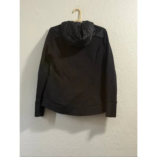 ATHLETA BLACK QUILTED & HOODED JACKET with DOWN Size M Puffer - Image 3