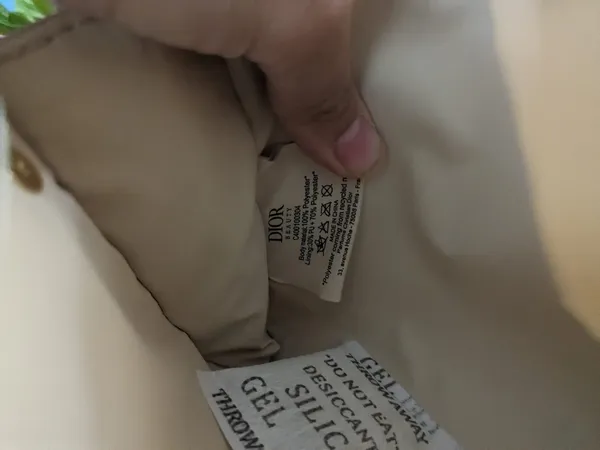 Dior Pouch - Image 11