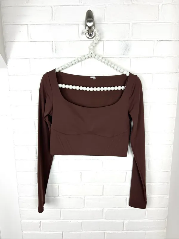 Victoria’s Secret Brown Padded Long Sleeve Cropped Workout Top - Image 2