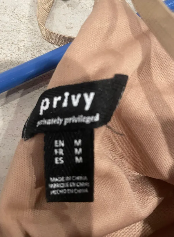 dress Size M - Image 3