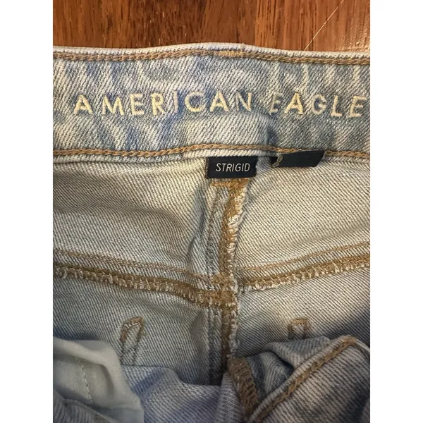 American Eagle Strigid Jeans Women’s 4R Light Wash Straight High Rise Straight - Image 4