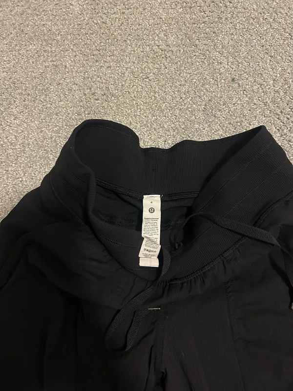 Lululemon Joggers - Image 3