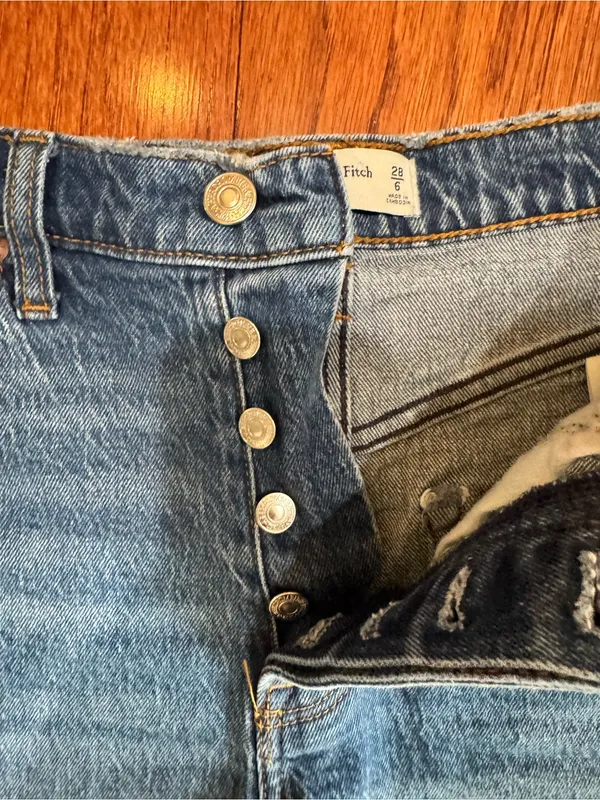 Abercrombie High Rise Dad Shorts Size 28 - Image 4