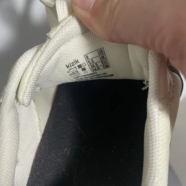 Kizik Paris Hands-Free Step In Sneakers Shoes Cream Black Women's Size 8 - Image 11