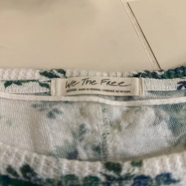 Free people floral tee - Image 2