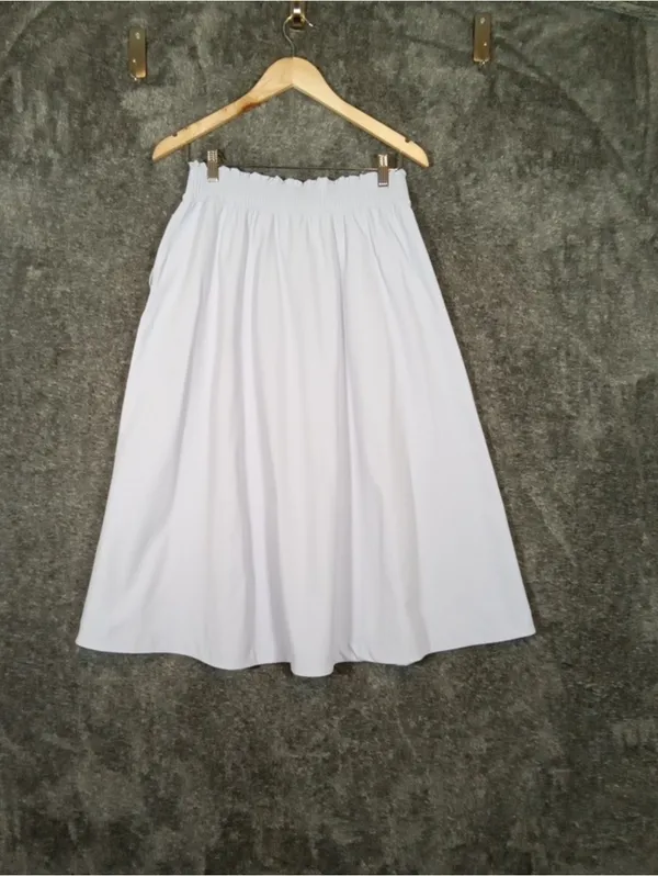 Lululemon Stretch Woven Ruffle Waist Midi Skirt Relaxed Fit Travel Womens Small - Image 3