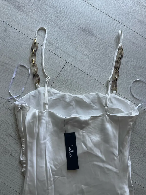 Lulu's White Satin Chain Strap,Slip Midi with Side Slit Size Medium - Image 9