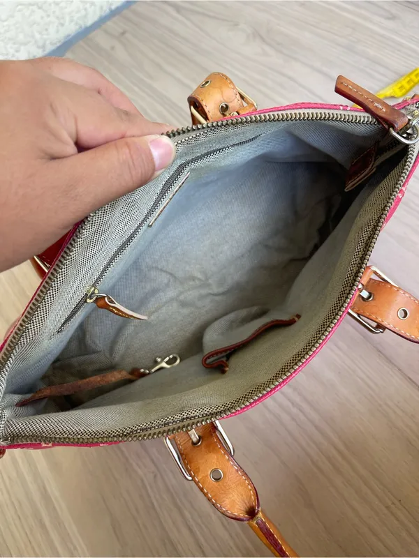 Dooney & Bourke Pink Signature Shoulder Bag with Brown Trim - Image 13