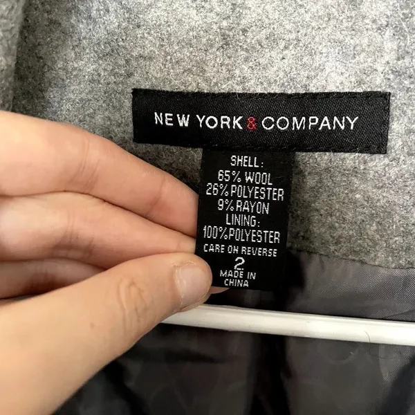 New York‎ & Co gray peacoat comfortable warm winter fall style pockets double Size 2 - Image 3
