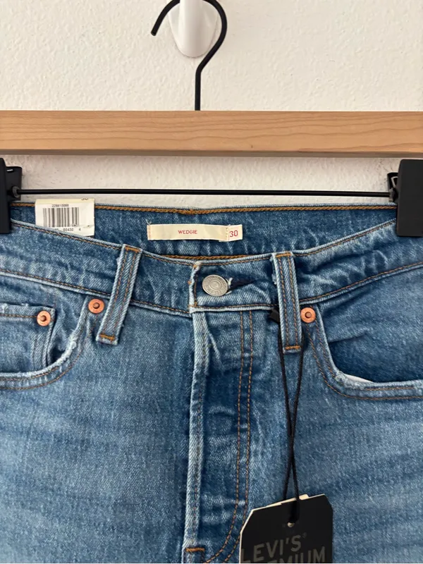 Levi’s wedgie jeans new nwt - Image 2