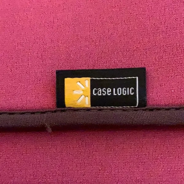 Case logic laptop case Purple - Image 3