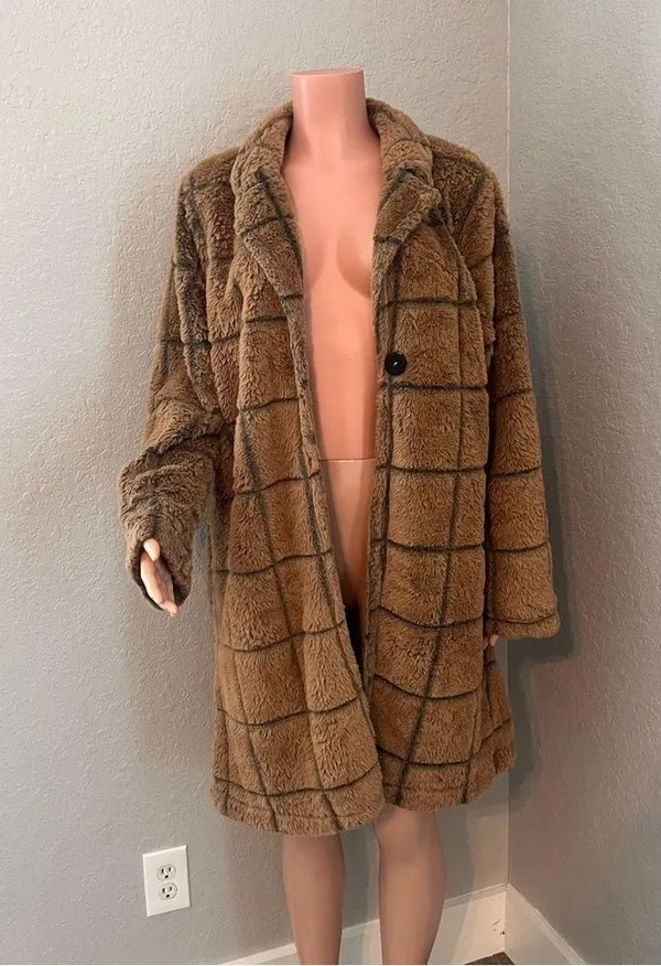 Fair Haven Plush Faux Fur Winter Sweater Coat Size Large Checkered plaid brown - Image 10