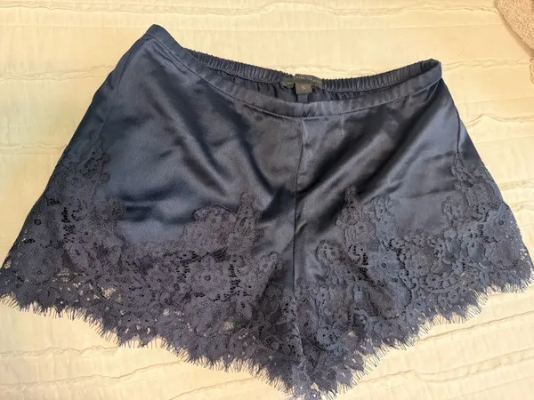 Navy lace Mini Shorts Blue - Image 4