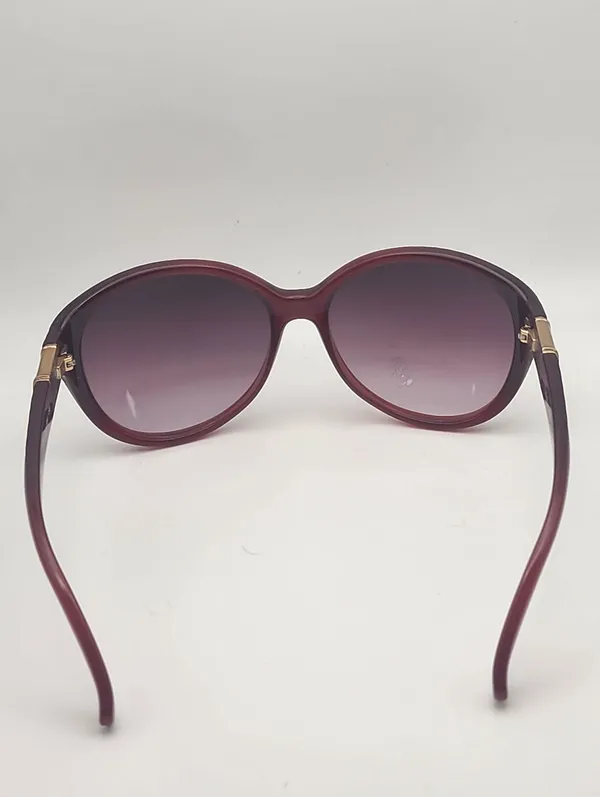 Chloé Red Sunglasses - Image 9