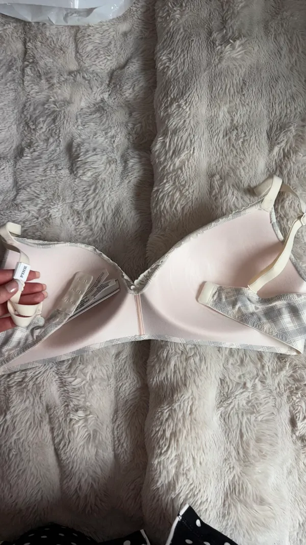 Victoria's Secret PINK Bra - Image 3