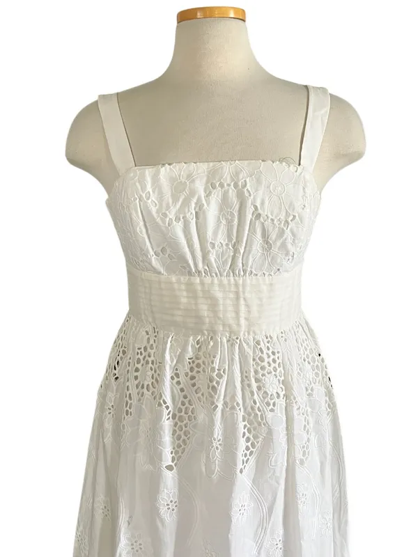 Lilly Pulitzer white cotton eyelet midi dress. Size 8 - Image 3