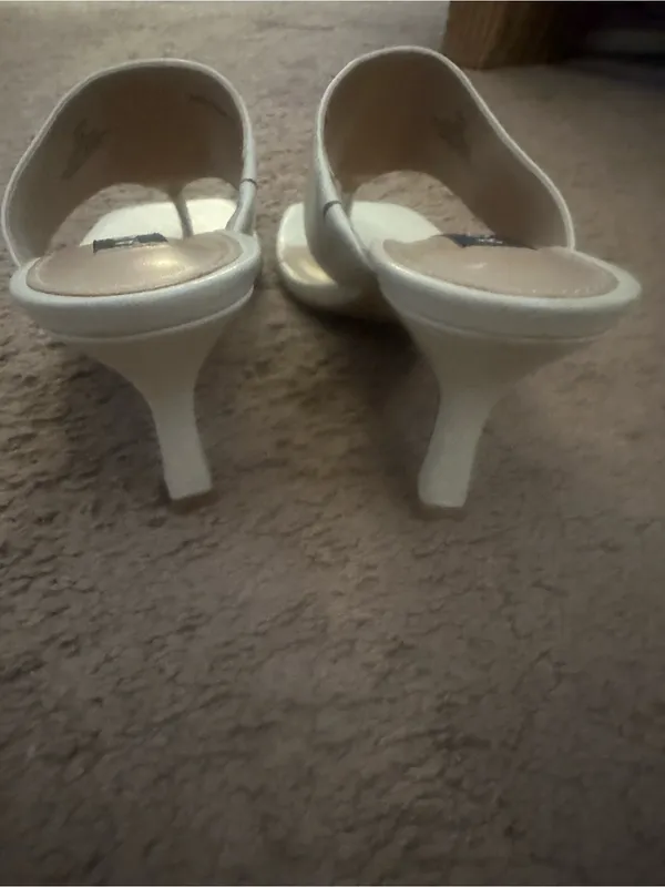 Aqua Leather Sandals 8.5 - Image 4