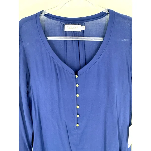 Velvet by Graham & Spencer Royal Blue V-Neck Button Front Viscose Blouse Medium‎ - Image 2