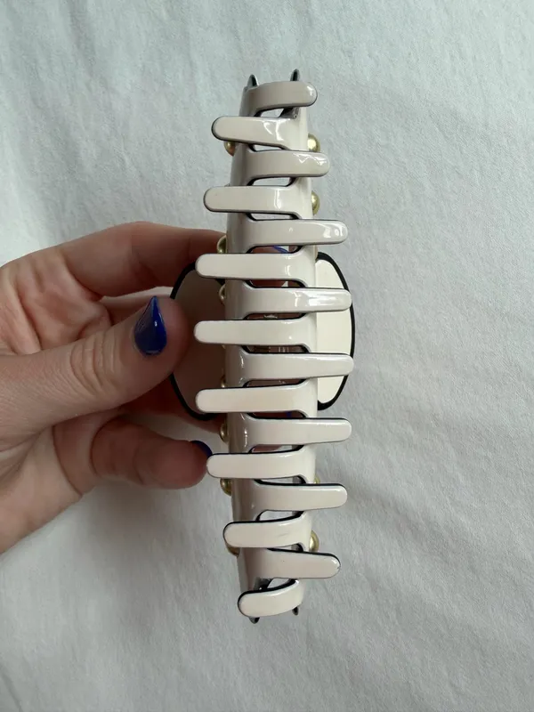 Free People Larkin Studded Claw Clip - Image 6