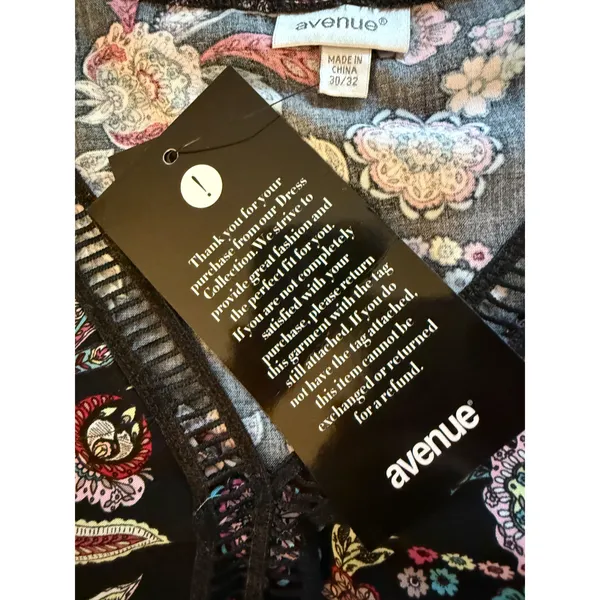 Avenue Top Womens Plus Size 5X Black Floral Boho Bell Sleeve Size 30 / 32 NWT - Image 10