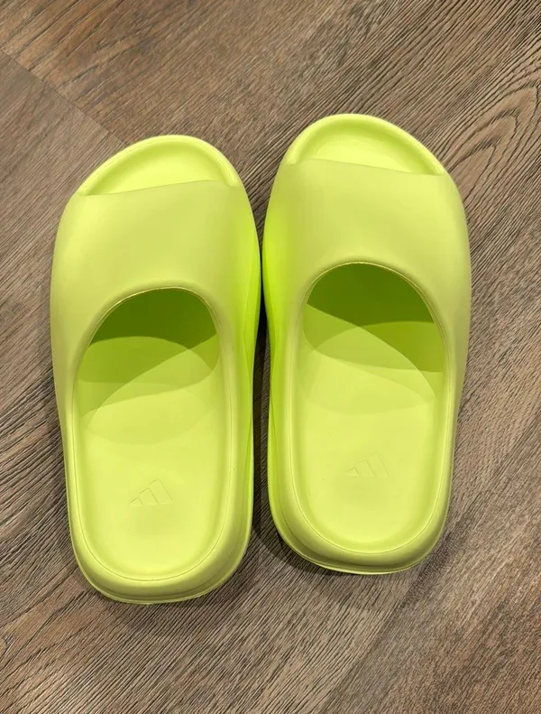 slide glow green (first release) - Image 2