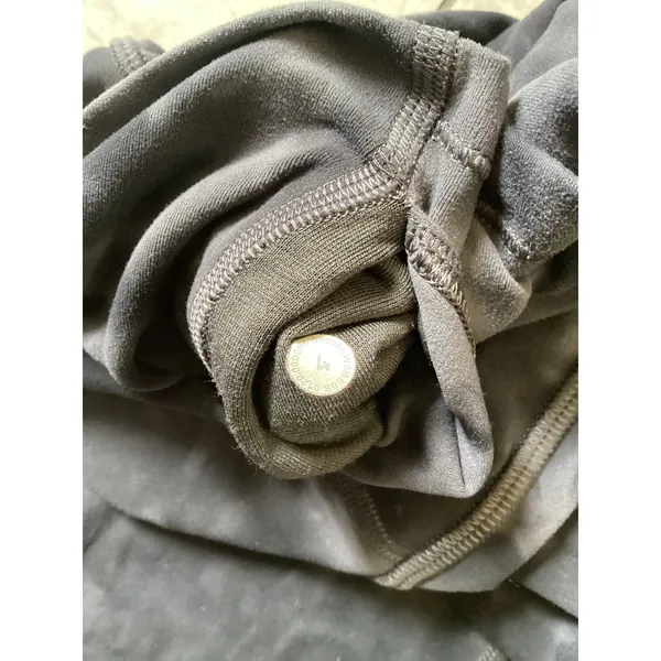 Lululemon Align High Rise Crop 21 Diamond Dye Pitch Grey Graphite Grey Size 4 - Image 6