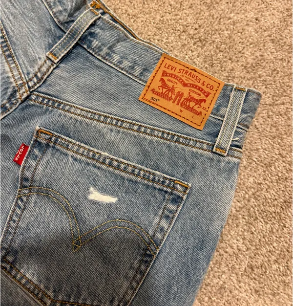 Levi’s 501 Jean Shorts - Image 3