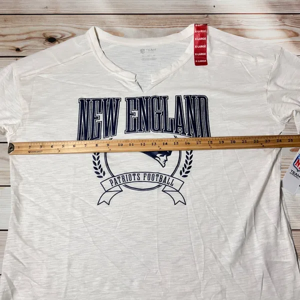 NWT‎ New England Patriot Top Womens XL Cream NFL Team Apparel Short Sleeve - Image 5