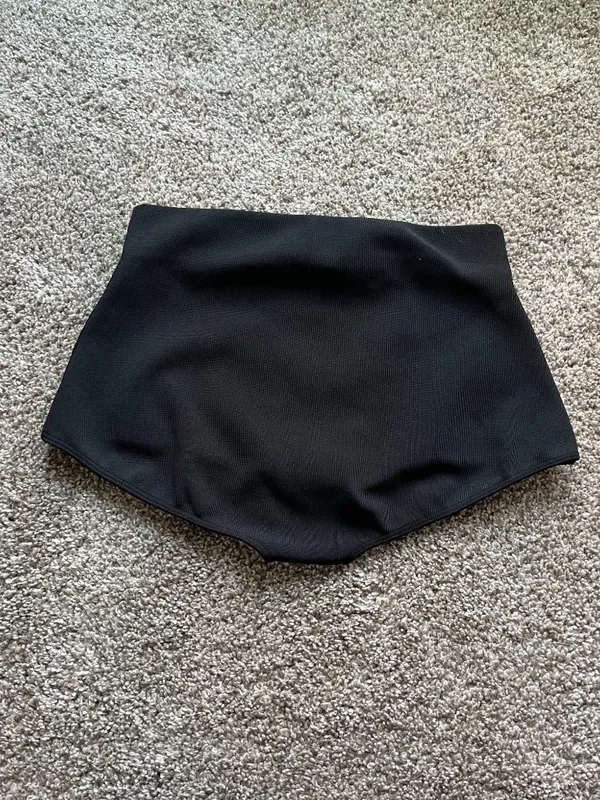 Zara Micro Shorts High Waist Black Size Small Stretch Excellent Condition - Image 3
