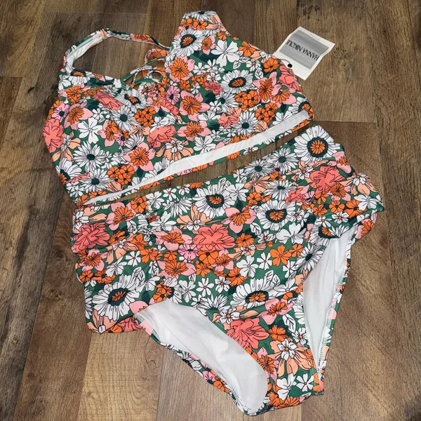 Hanna Nikole Floral Bikini NEW - Image 2