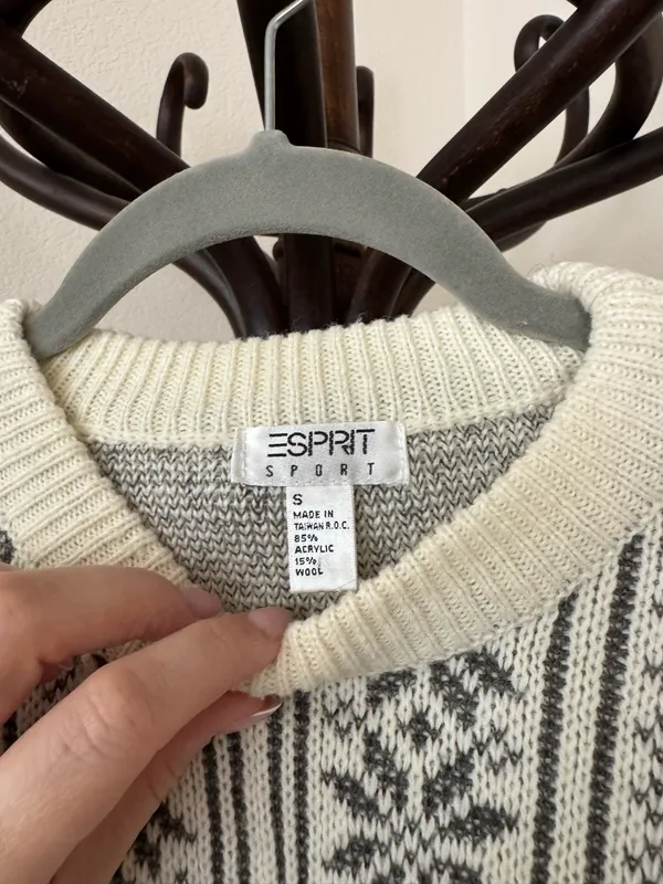 Vintage Crewneck Wool Blend Knit Sweater - Image 4