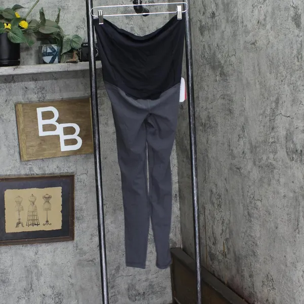 NWT Isabel Maternity By Ingrid & Isabel Active Maternity Leggings Gray XS - Image 6
