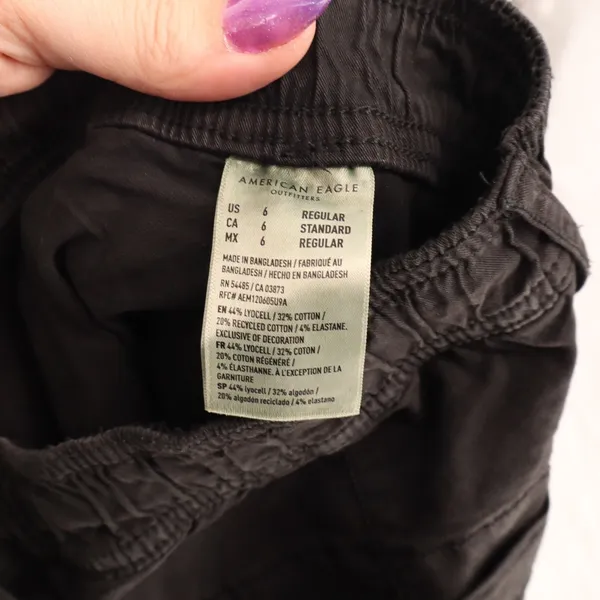 American Eagle Outfitters Cargo Jogger Pants Womens 6 Black Stretch Tapered Leg - Image 4