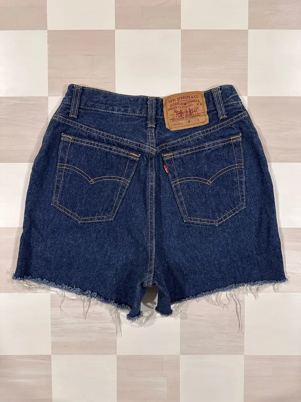 vintage 90s levi’s 501 red tab dark wash high waisted denim cutoff shorts USA - Image 2