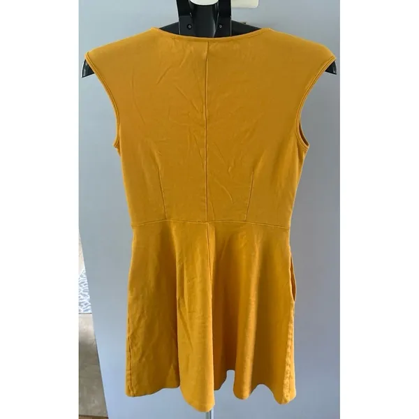 New‎ York & Company Women's Yellow Sleeveless Dress With Pockets Size Small - Image 5